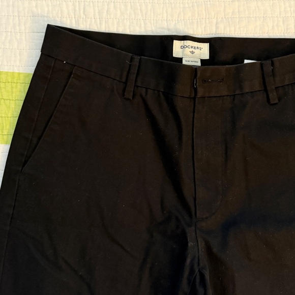 Dockers - Slim Tapered Pant Black 32x32 - Picture 5 of 8